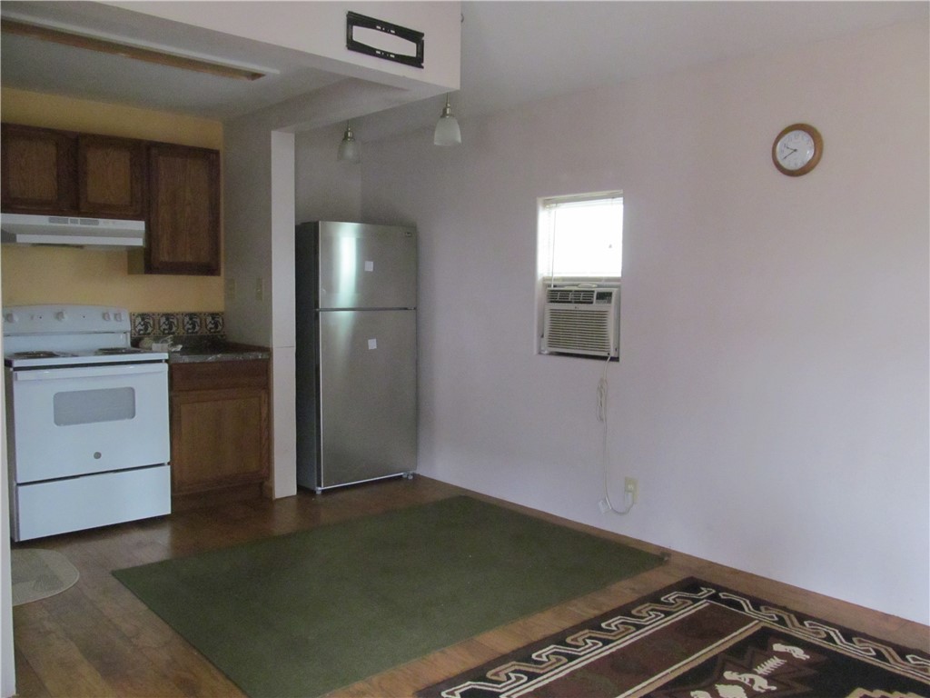 1816 W Cr 303 Property Photo 2