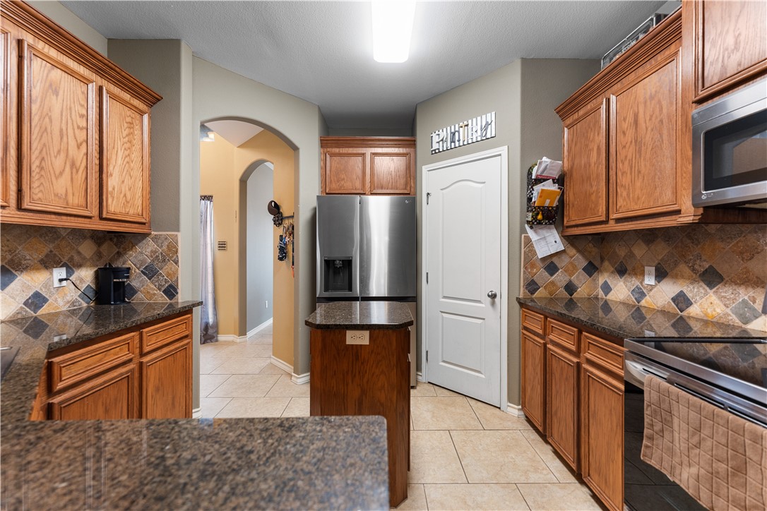 10834 Ashley Dr Property Photo 7
