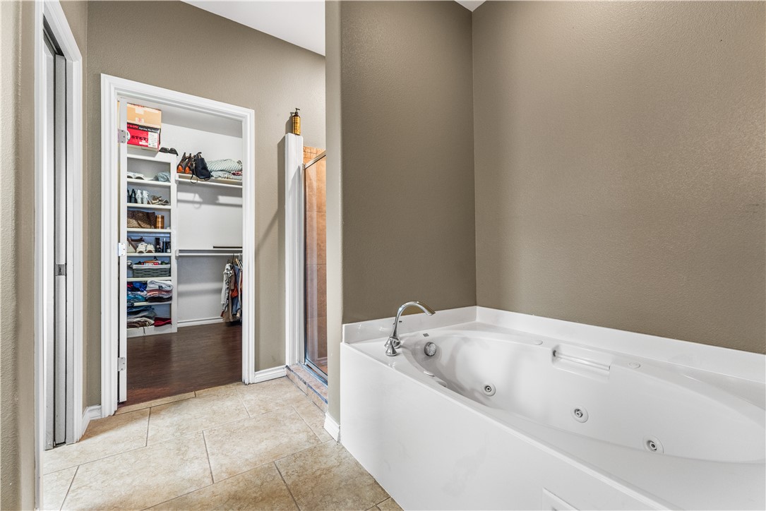 10834 Ashley Dr Property Photo 18