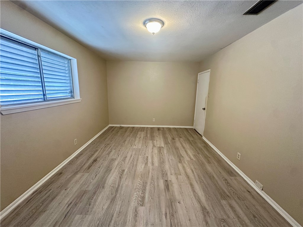 5226 Honeysuckle Property Photo 29