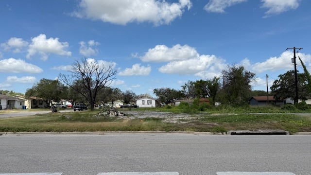 801 Hamilton St Property Photo 3