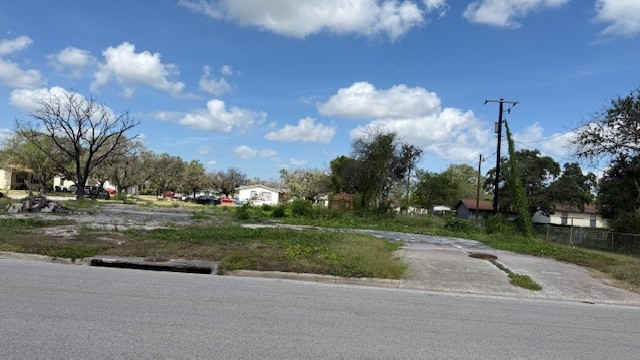 801 Hamilton St Property Photo 4