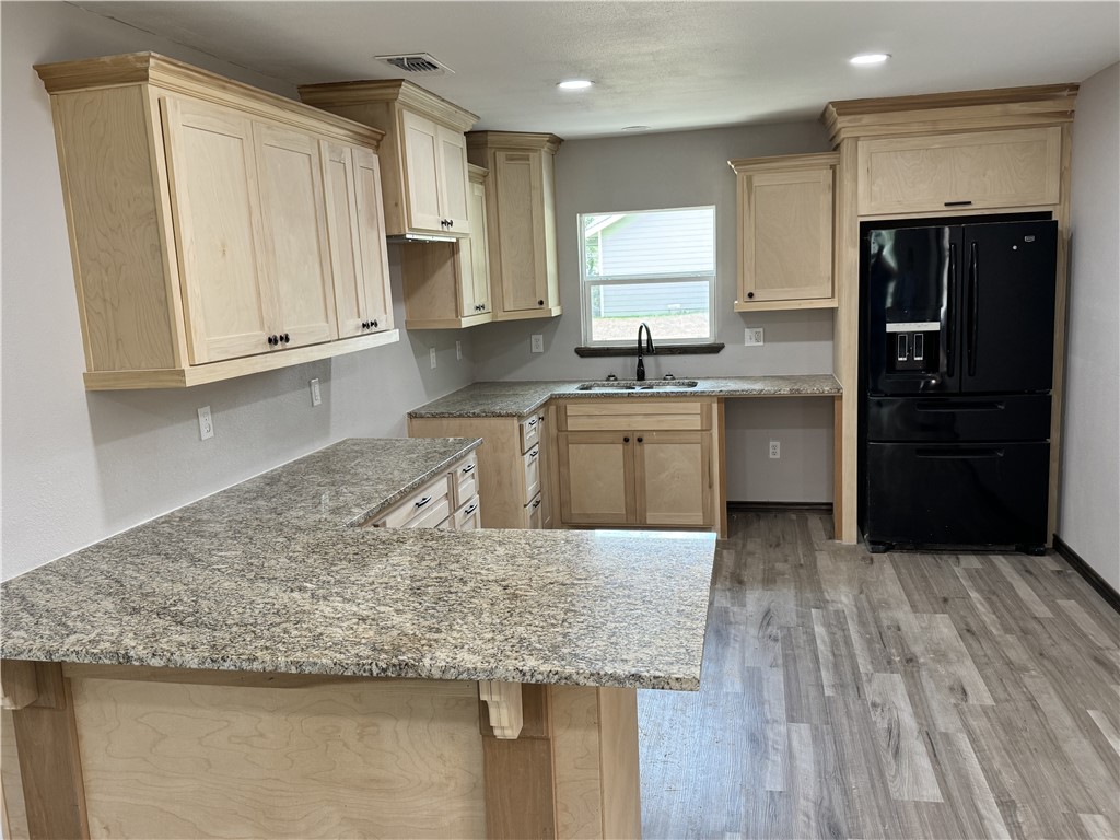 601 Mesquite St Property Photo 3