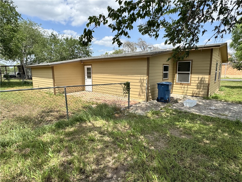 601 Mesquite St Property Photo 16
