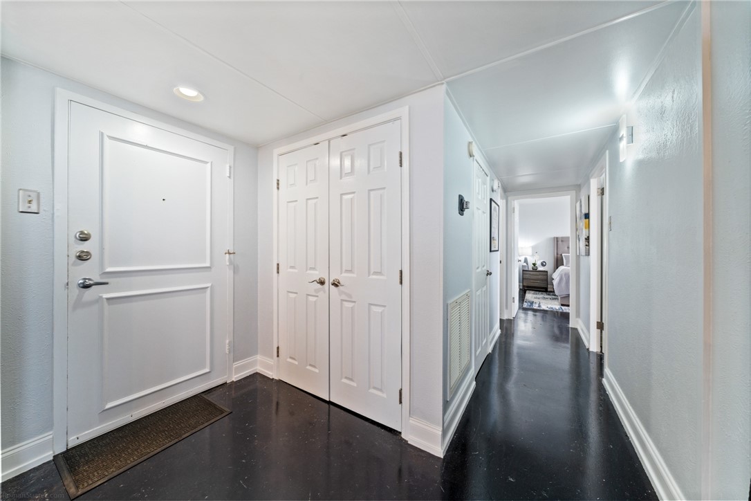 715 S Upper Broadway St 501 Property Photo 14