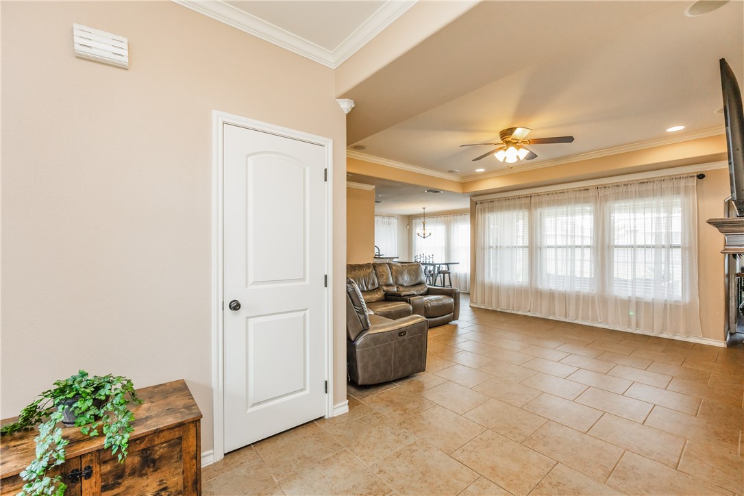 4344 Bratton Property Photo 6