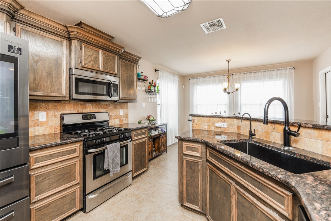 4344 Bratton Property Photo 12