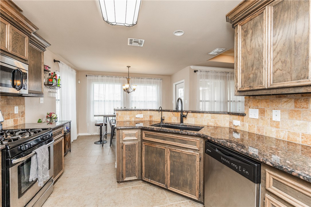 4344 Bratton Property Photo 13