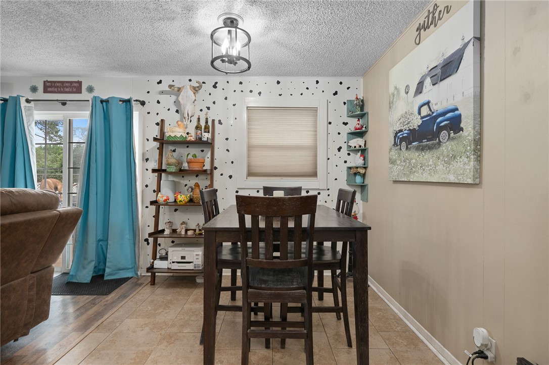 1307 W Palm Dr Property Photo 10