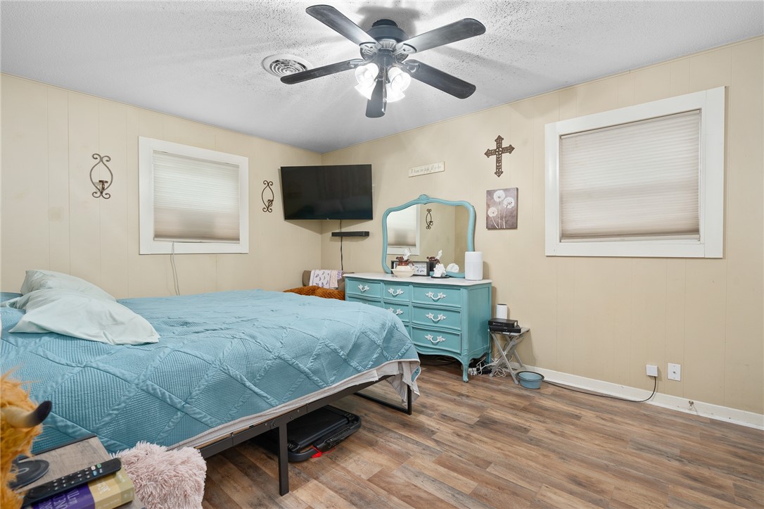 1307 W Palm Dr Property Photo 15