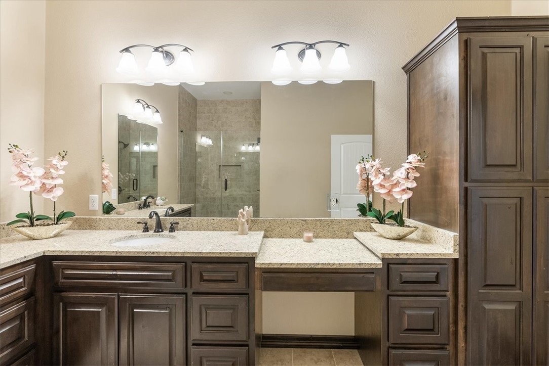 1023 County Road 3651 Property Photo 17