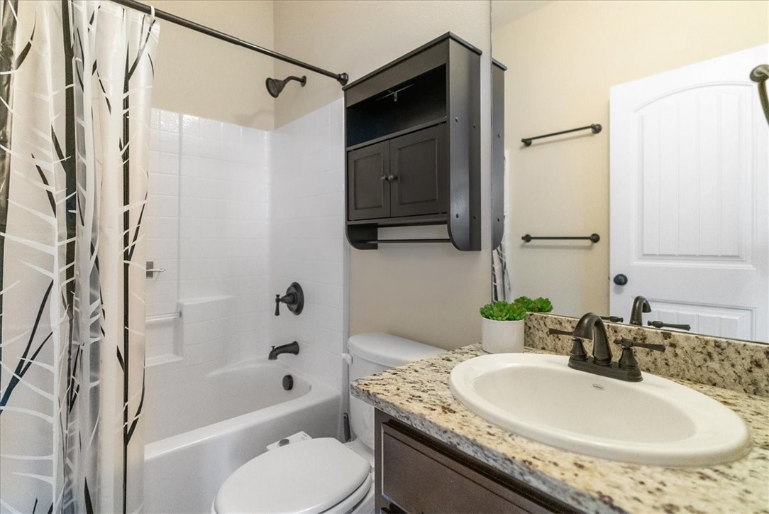 1023 County Road 3651 Property Photo 23