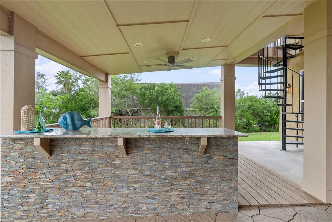 1023 County Road 3651 Property Photo 31