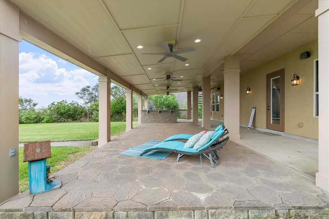 1023 County Road 3651 Property Photo 32