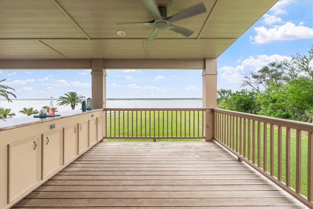 1023 County Road 3651 Property Photo 36