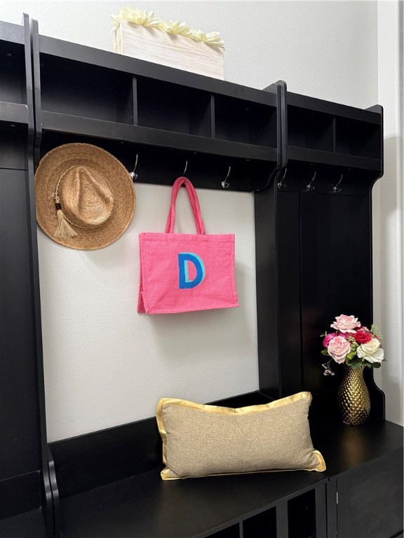 4122 Nadia Dr Property Photo 4