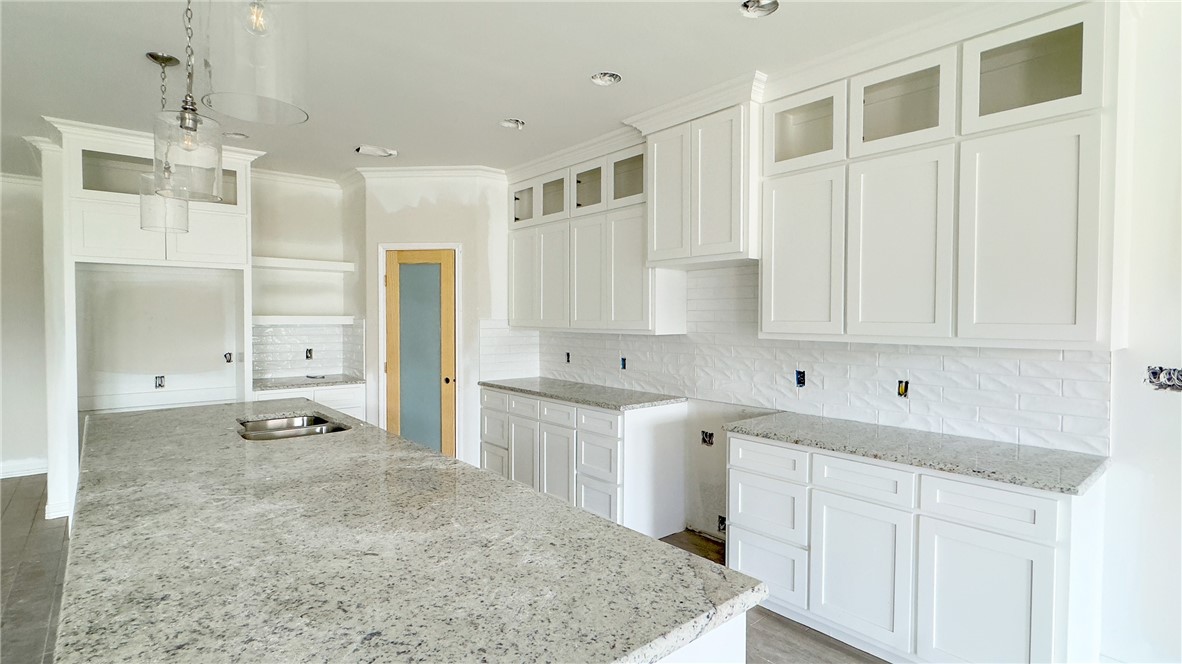 7617 Roman Dr Property Photo 2