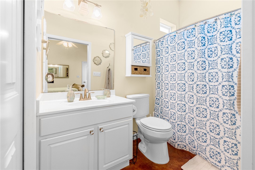 14209 Anegada Dr Property Photo 9