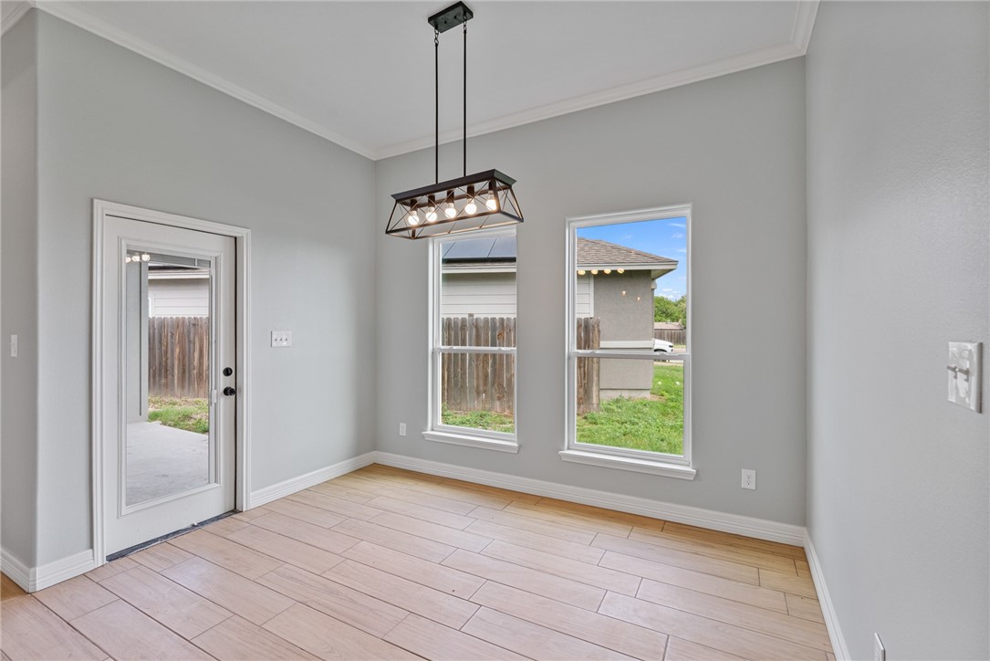 4338 Starlite Property Photo 8