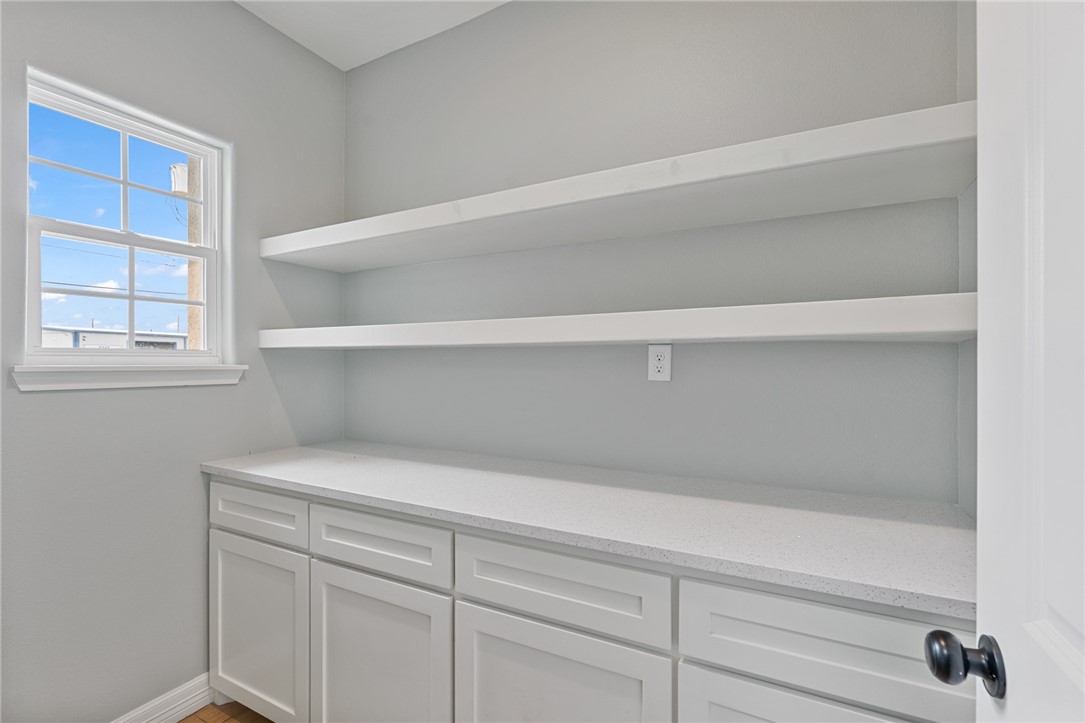 4338 Starlite Property Photo 9
