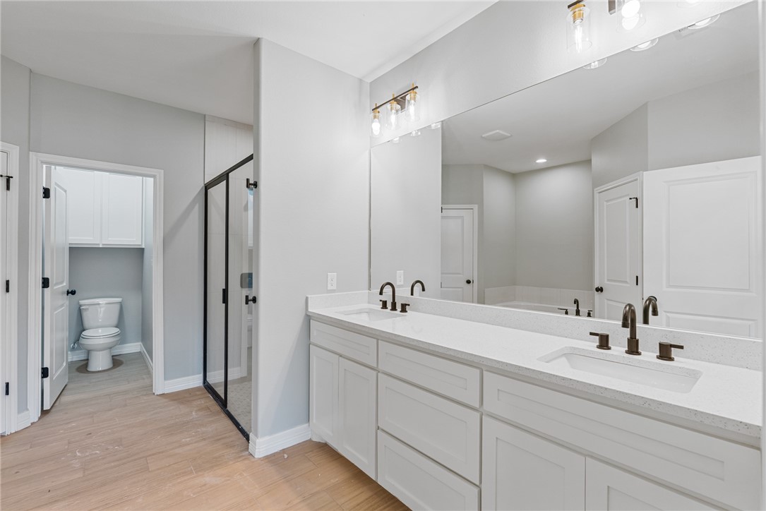 4338 Starlite Property Photo 12