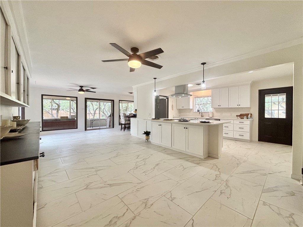 2551 Henrietta Pl Property Photo 11