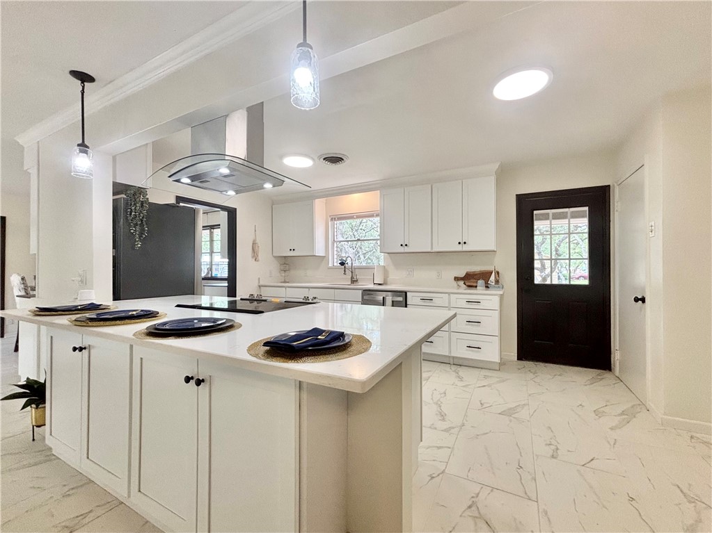 2551 Henrietta Pl Property Photo 12