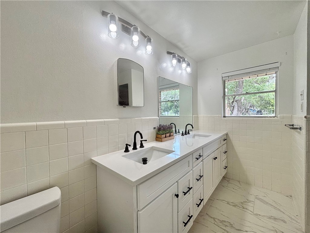 2551 Henrietta Pl Property Photo 20