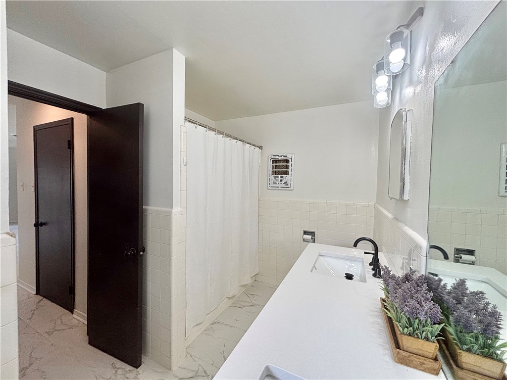 2551 Henrietta Pl Property Photo 22