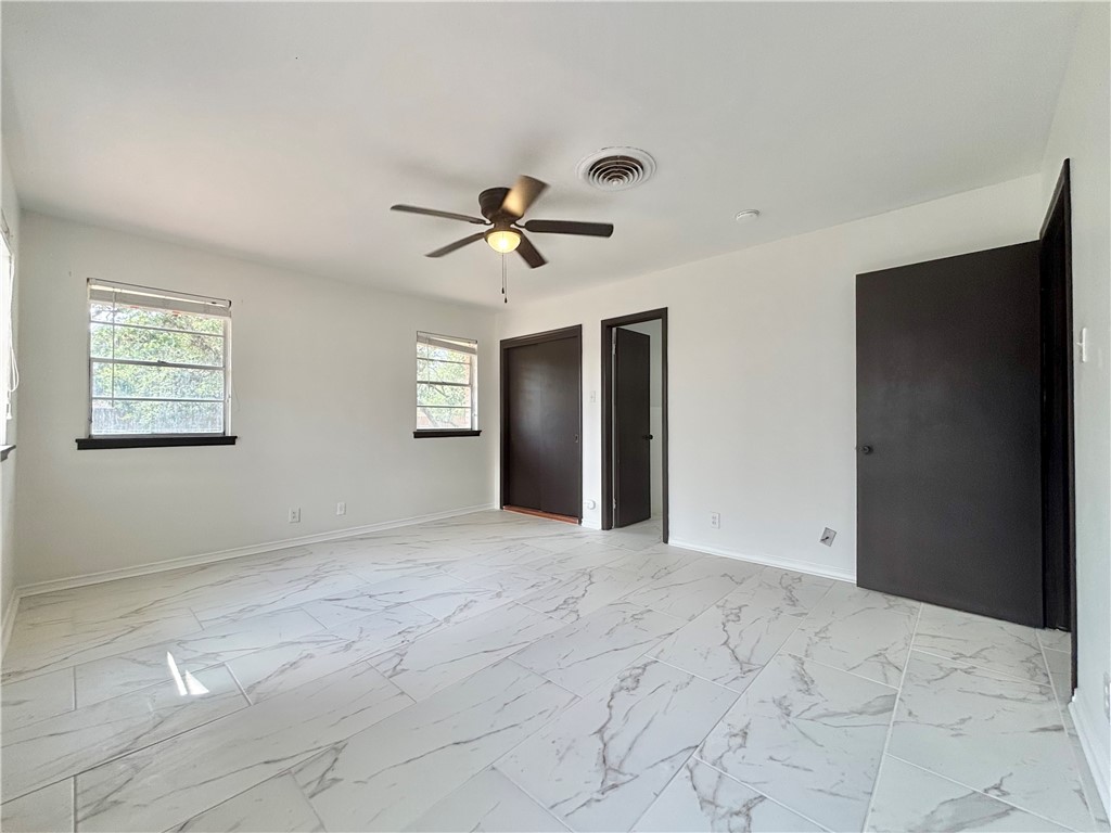 2551 Henrietta Pl Property Photo 23