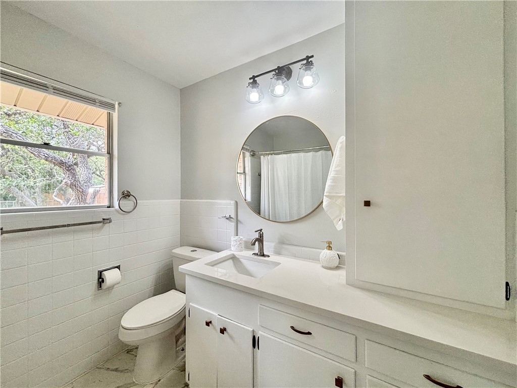 2551 Henrietta Pl Property Photo 24