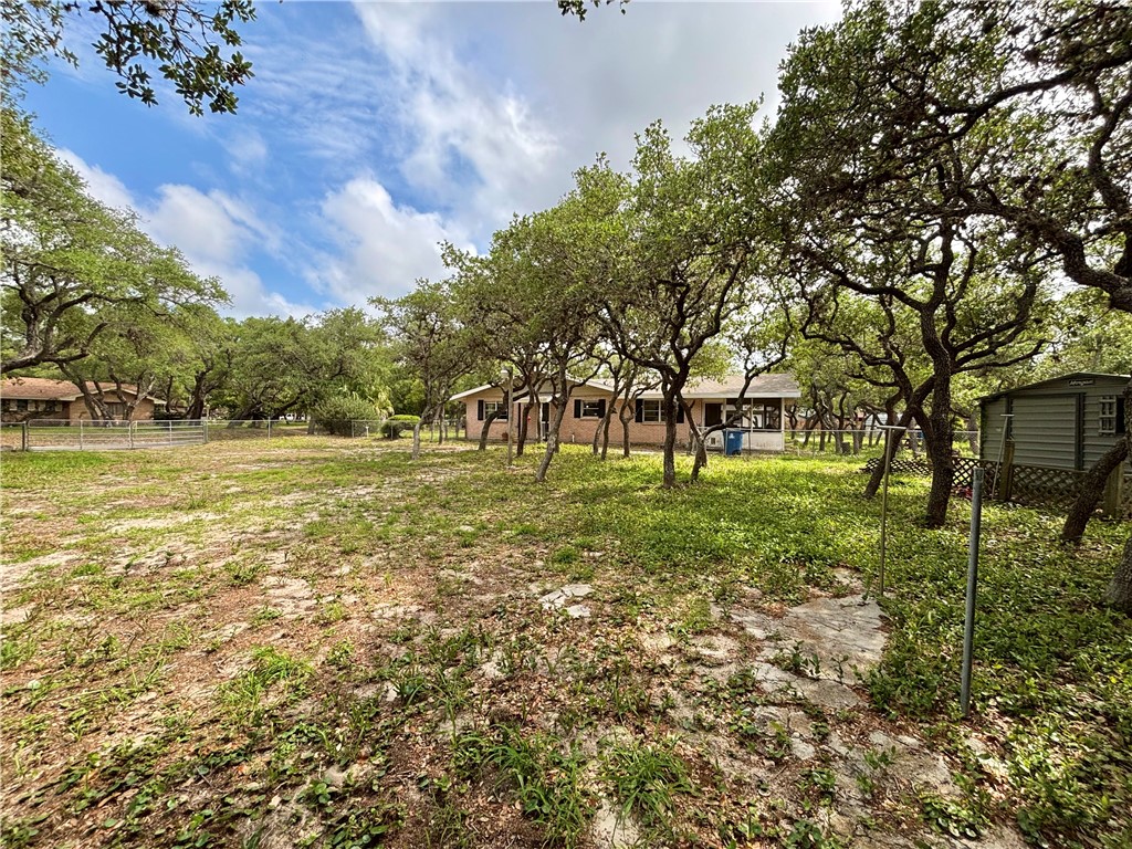 2551 Henrietta Pl Property Photo 40