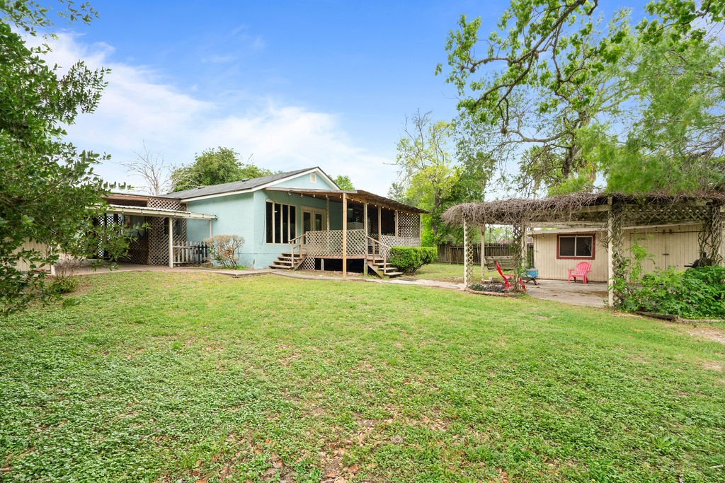119 Century Dr Property Photo 22