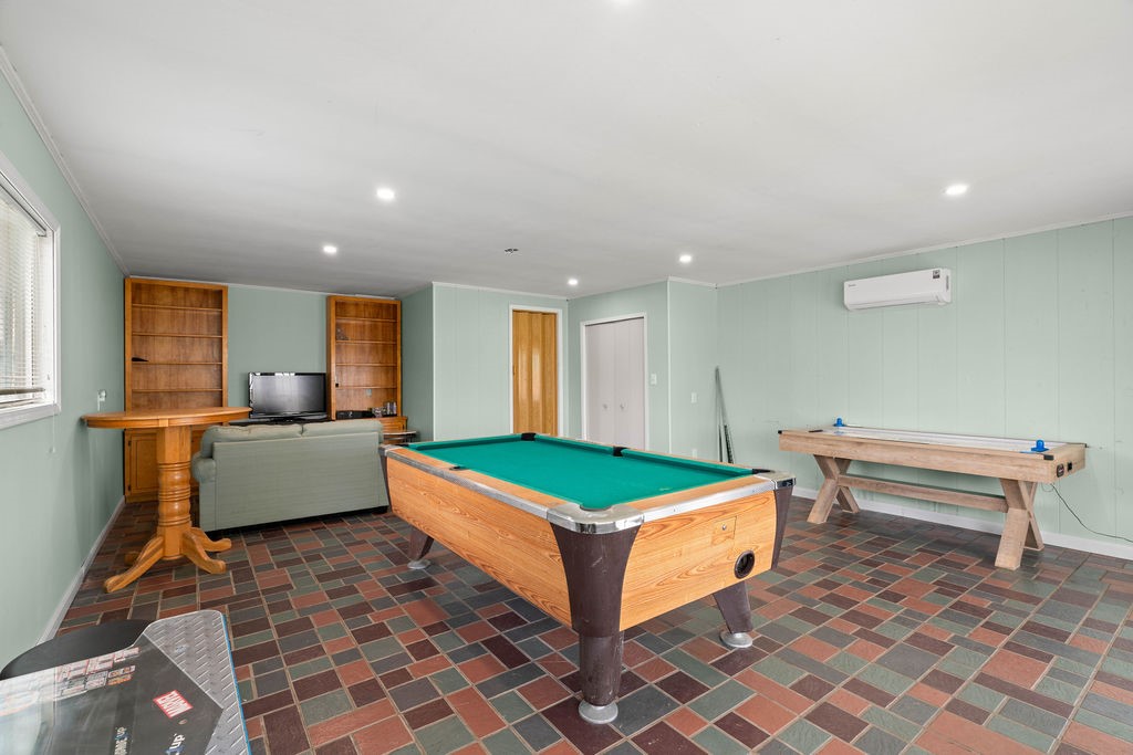 119 Century Dr Property Photo 31