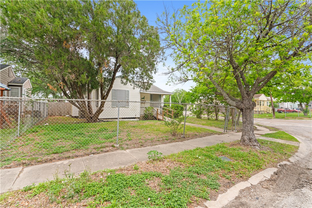 1802 Keys St Property Photo 8