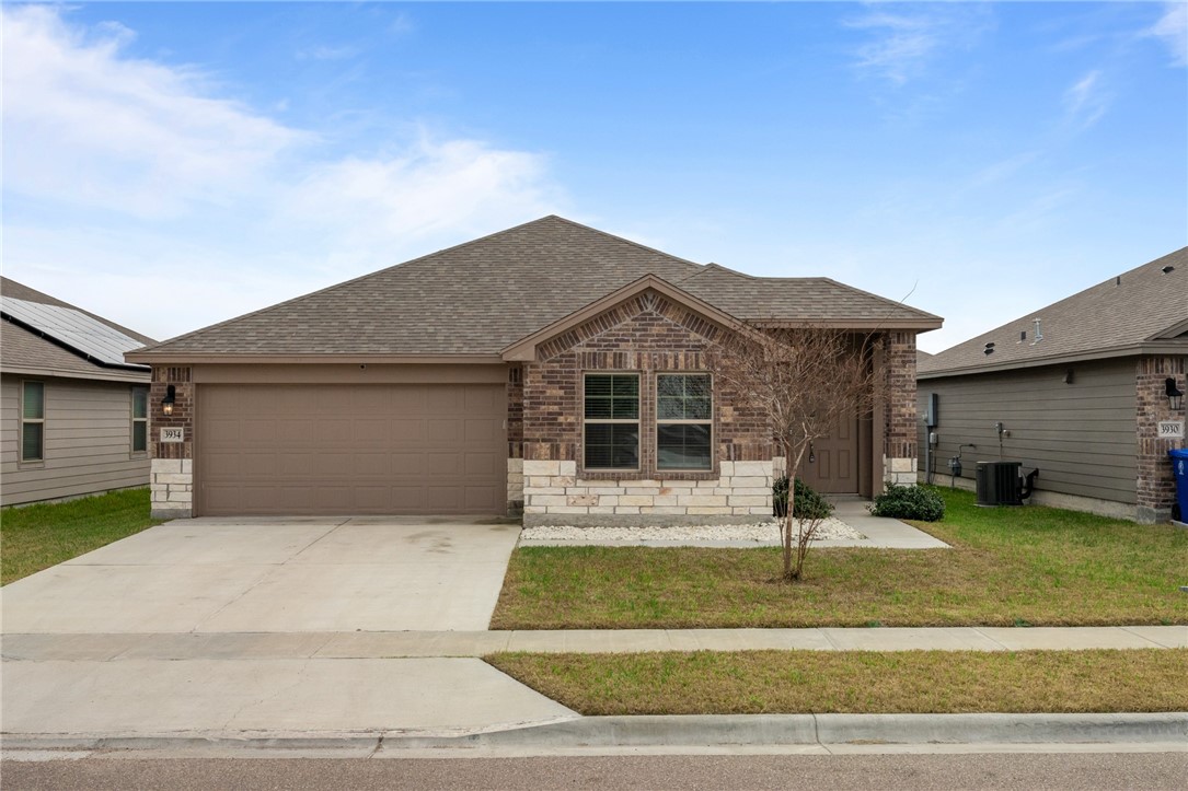 3934 Banily Dr Property Photo