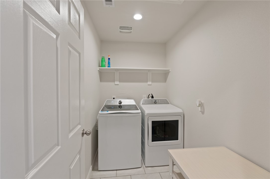 3934 Banily Dr Property Photo 13