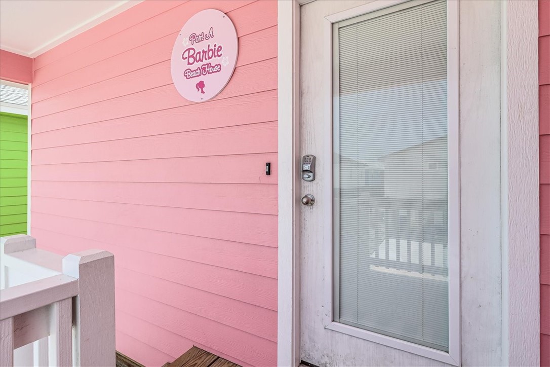 458350 Property Photo 2