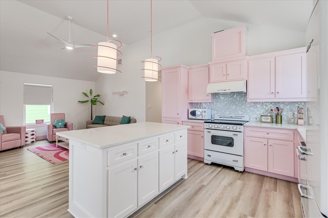 458350 Property Photo 10