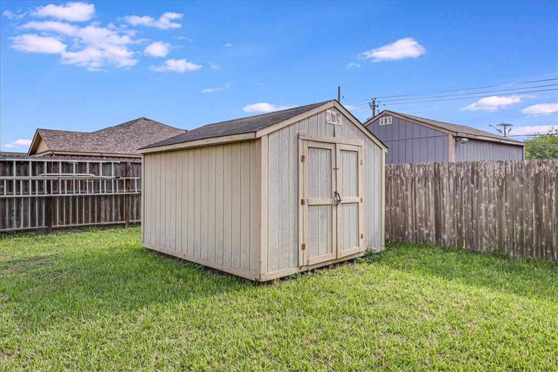 10506 Saddle Property Photo 27