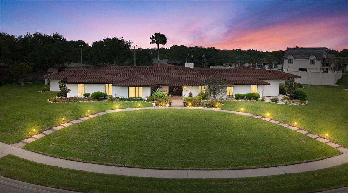 14 Hewit Dr Property Photo 1