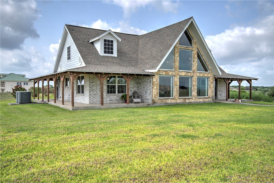 868 County Road 3651 Property Photo 3