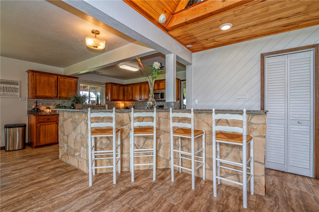 868 County Road 3651 Property Photo 15