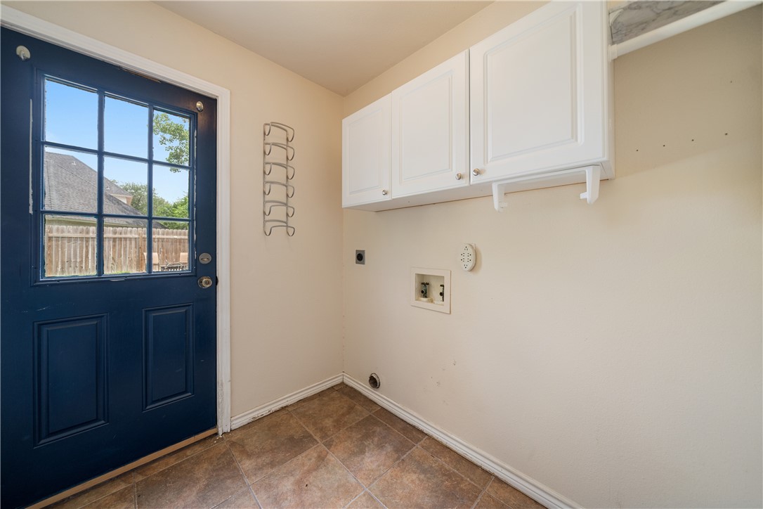 7630 Cedar Brook Dr Property Photo 24