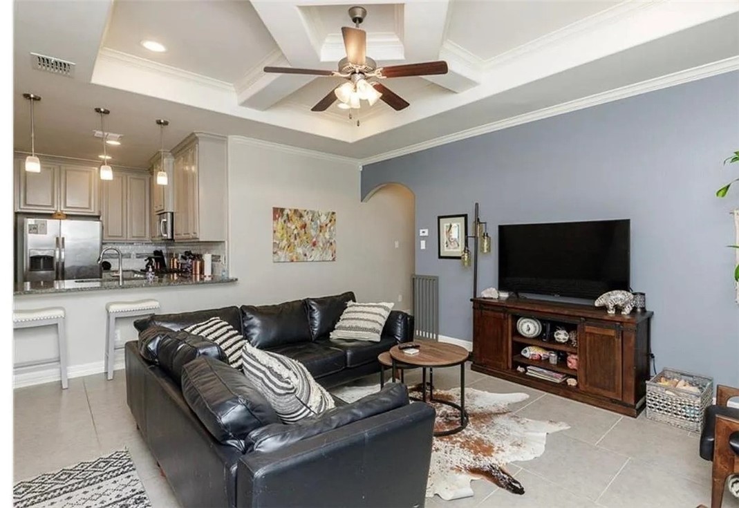 7409 San Remo Ct Property Photo 5