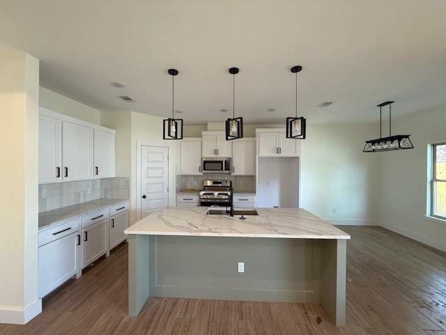 2761 Camargo Dr Property Photo 4