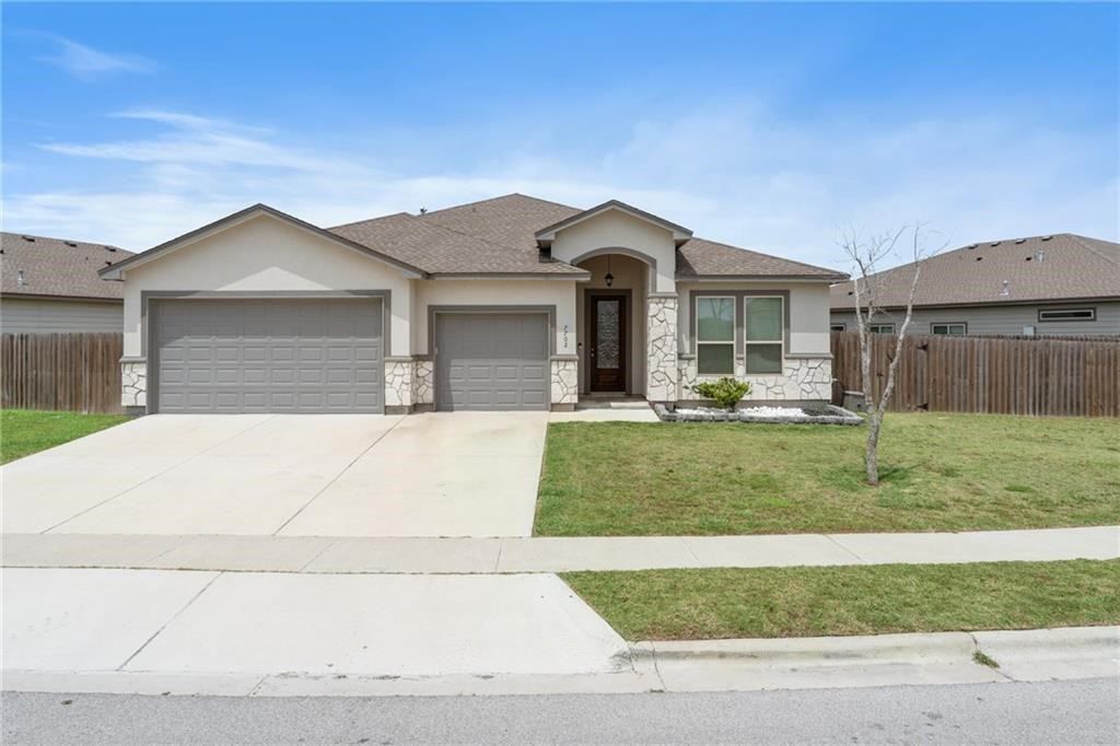 7702 Dove Hollow Dr Property Photo 1