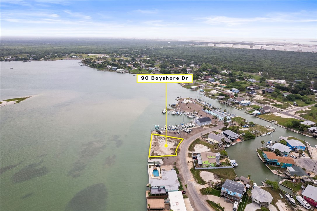 90 Bayshore Property Photo 7