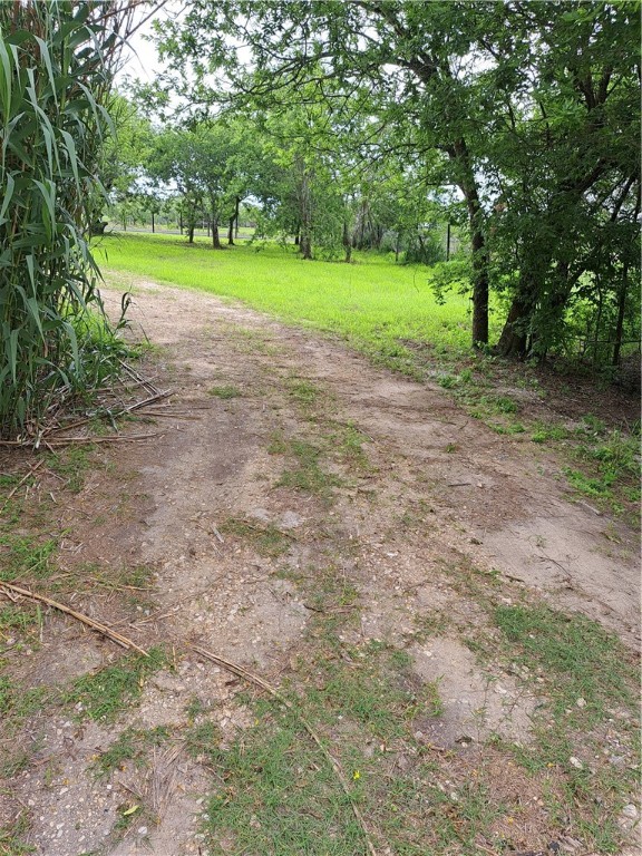 2330 N Fm 1069 Property Photo 1