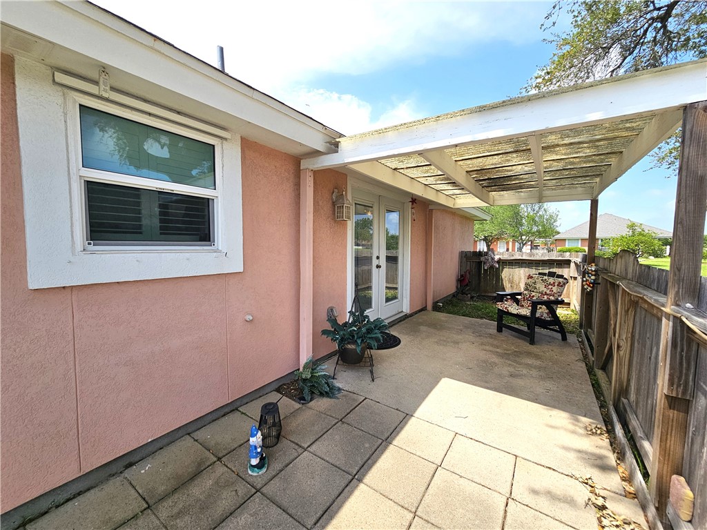 2304 Madrid Dr Property Photo 31